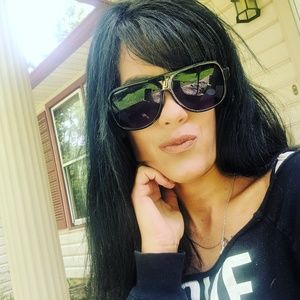 Meet your Posher, Kristine